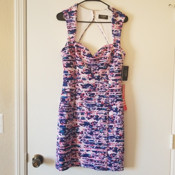 Guess Dresses & Skirts - NWT Guess Bodycon Dress size 8